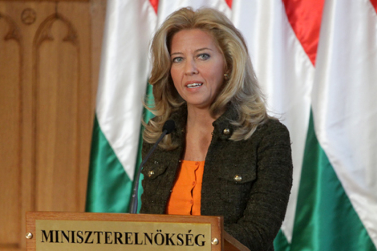 Fidesz: a darabokra hullott baloldal 