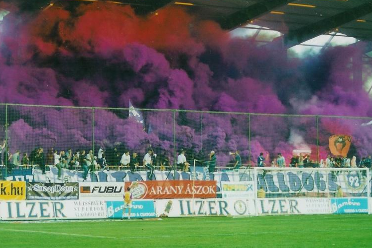 Labdarúgó NB - Az Újpest maga zárja be stadionját, ha újabb büntetést kap