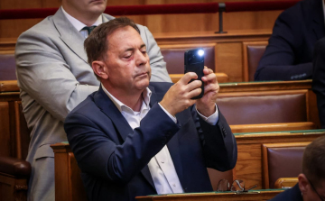 Magyar Péter: amíg Pócs János a megújult Fidesz arca, addig könnyű dolgunk lesz