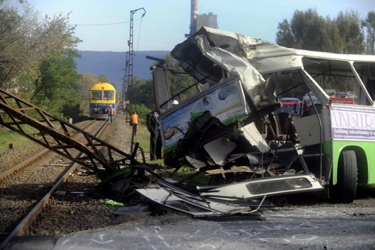 Tatabányai buszbaleset - Vértes Volán: a buszsofőr nincs kihallgatható állapotban