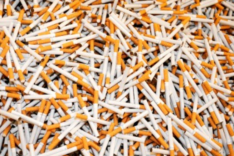Duplafalú kamionban csempészték a cigarettát
