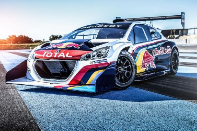 Harci díszben a Peugeot brutális versenygépe