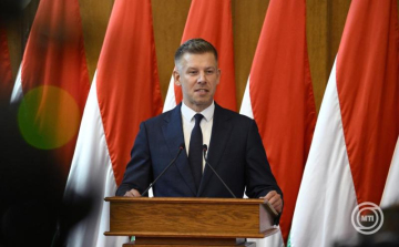 Magyar Péter: várjuk az ügyészségi tájékoztatót a Fidesznél történt házkutatás ügyében