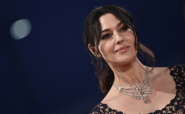 Díjat kap Monica Bellucci és Jean-Paul Belmondo