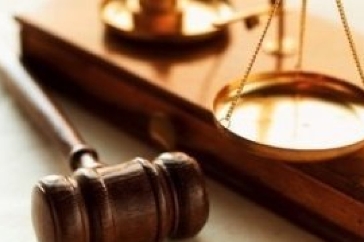 Újra limit nélkül árverezhetnek a bankok