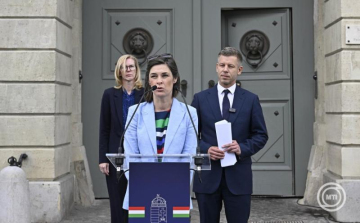 Magyar Péter: módosítjuk az alaptörvényt a köztársasági elnök leváltása érdekében