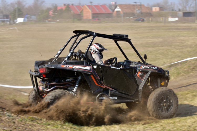 „Magyarok” a Polaris Offroad Maraton győztesei