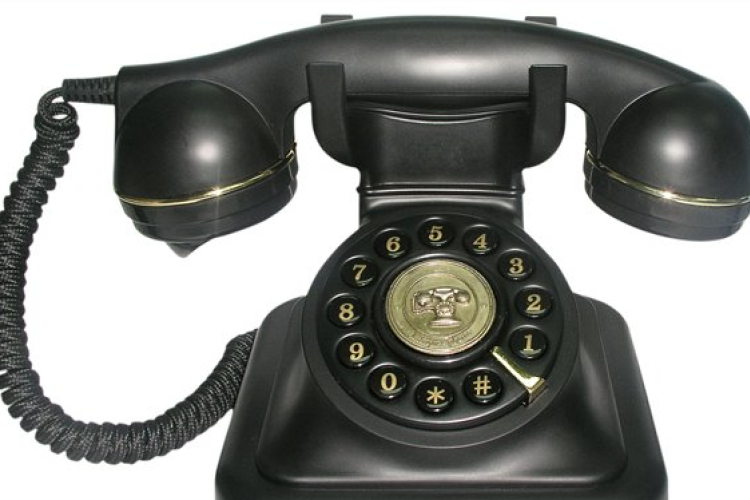 Októbertől új telefonszámon érhető el a belföldi tudakozó