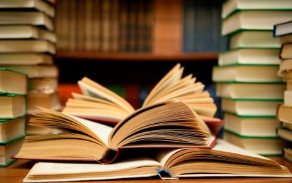 Rétvári Bence: 735 ezer gyermek juthat ingyen tankönyvhöz