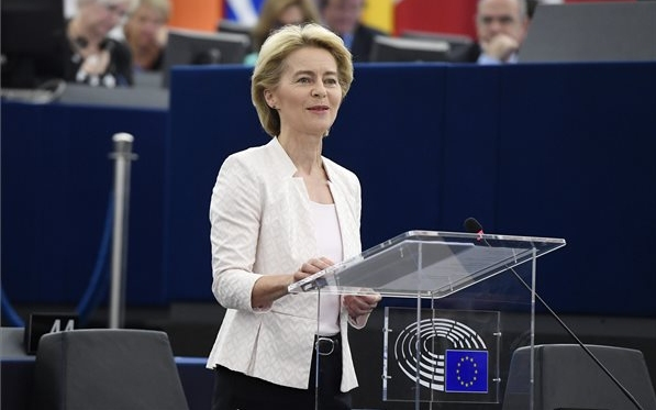 Von der Leyen: új Marshall-terv kell a járvány miatt válságba süllyedt Európai Unió megerősítéséhez