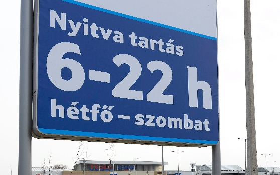 Vasárnapi pihenőnap - A zárva tartásról szóló törvény visszavonását kéri a Liga