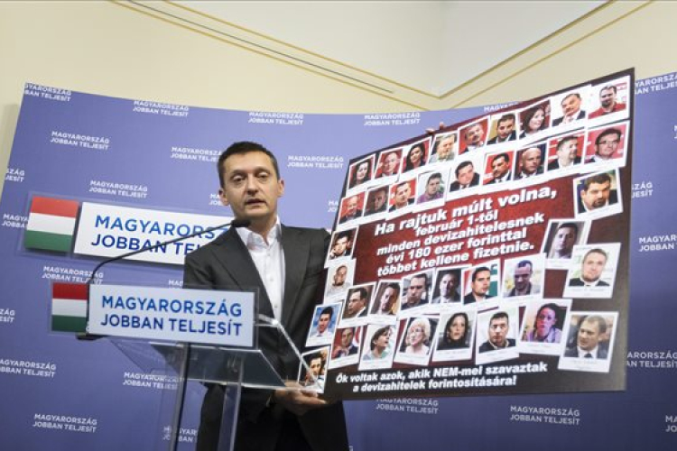Devizahitelek - Rogán: már a februári részleteknél megjelenik a forintosítás hatása