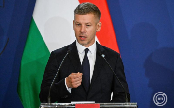 Magyar Péter: a kormány döntött a százezer forintos iskolakezdési támogatásról